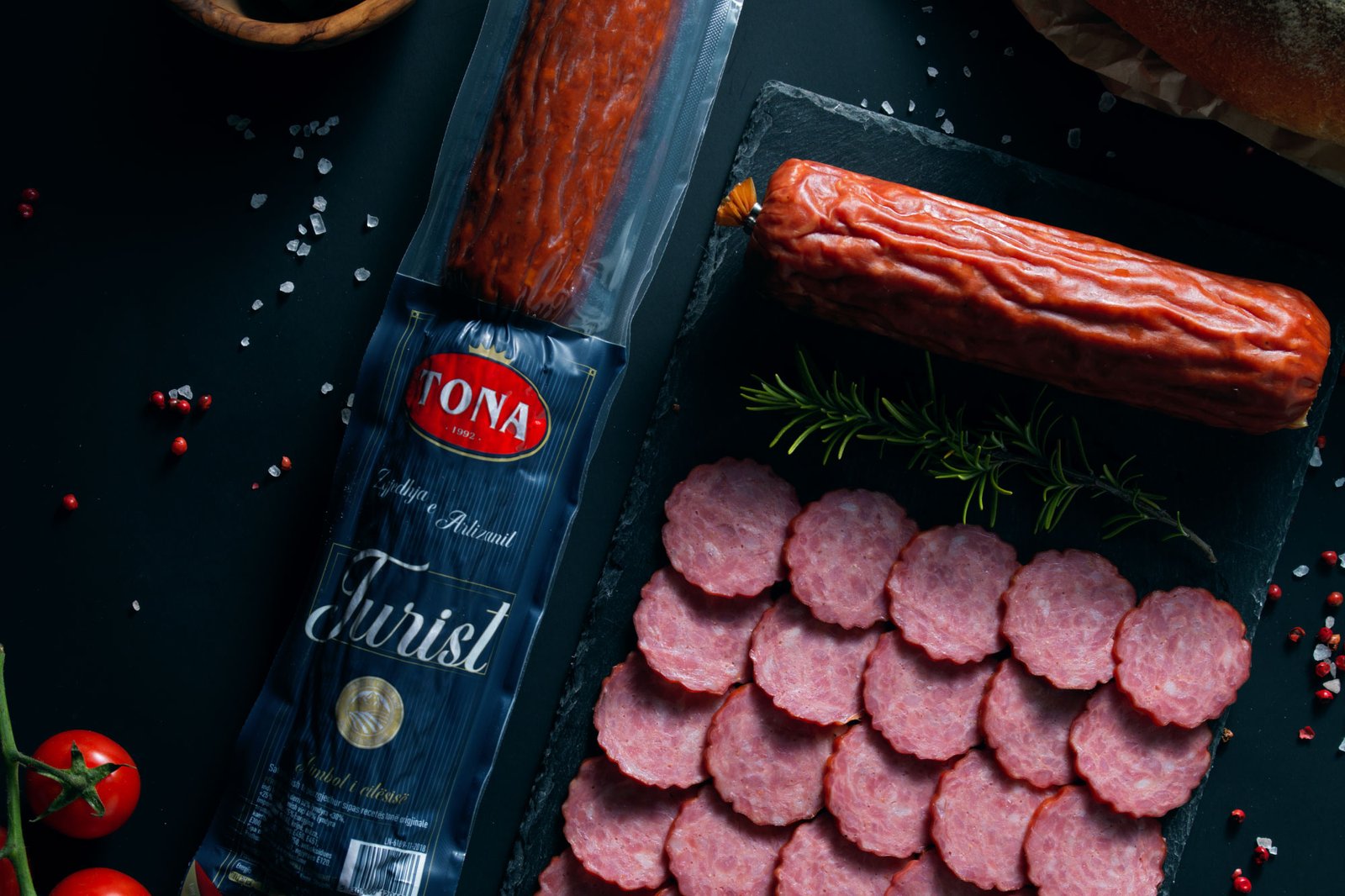 Tona 1 1 – foto/ilustrim | Concept Marketing Albania - Digital Marketing Agency